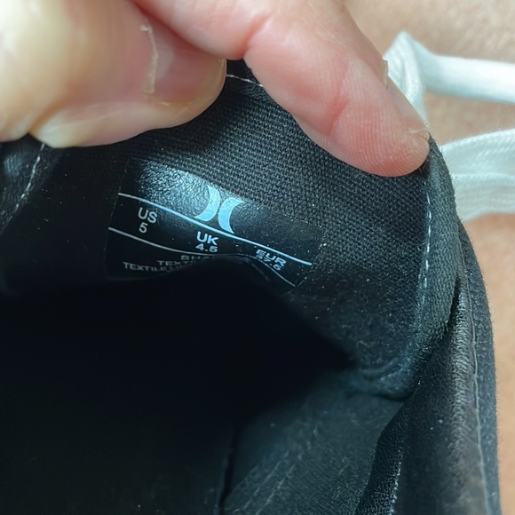 Hurley Shaka court shoe NWT size 5 - Picture 5 of 7